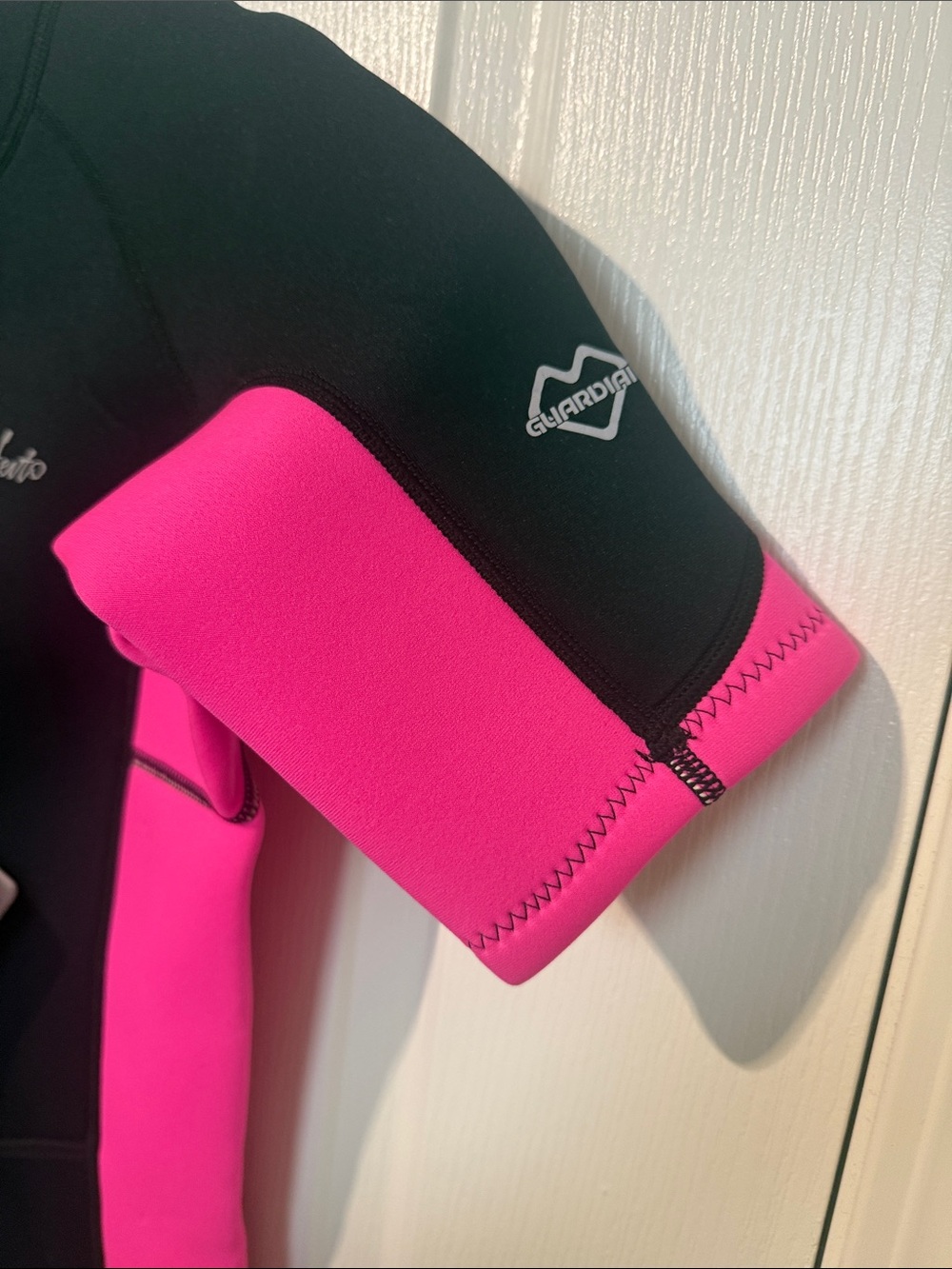 Wetsuit - Picture 7 of 8